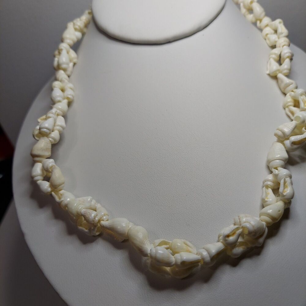 Necklace Shells About 1/2 in White 33 inch